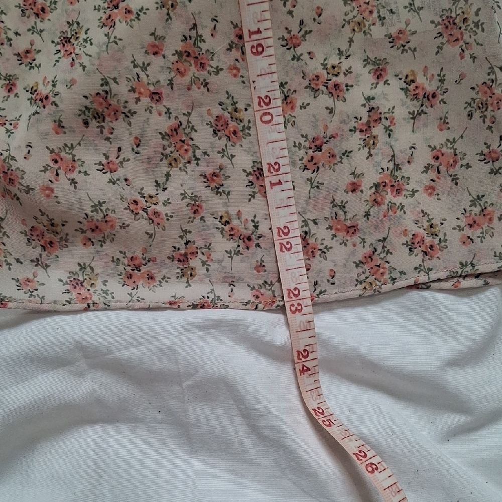 Soprano Cream and Pink Floral Blouse Size M - Picture 8 of 9